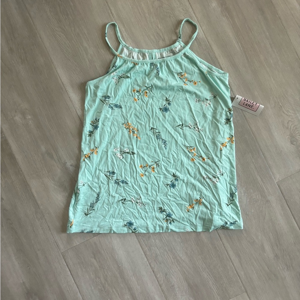 Bailey Lane- Floral‎ Tank